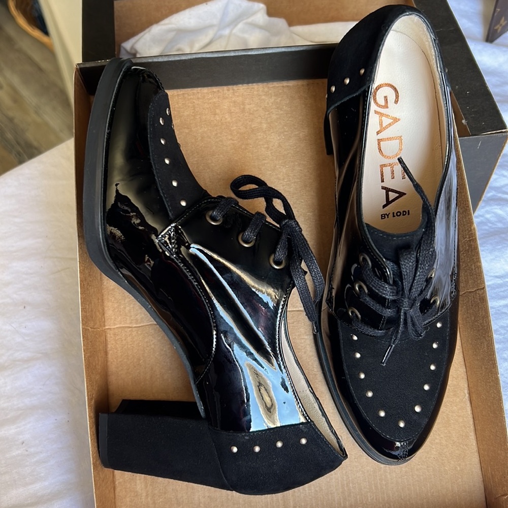 Fades by Lodi block 3” heel shoes classic laced black leather sz.39 glossy Spain - Picture 16 of 17